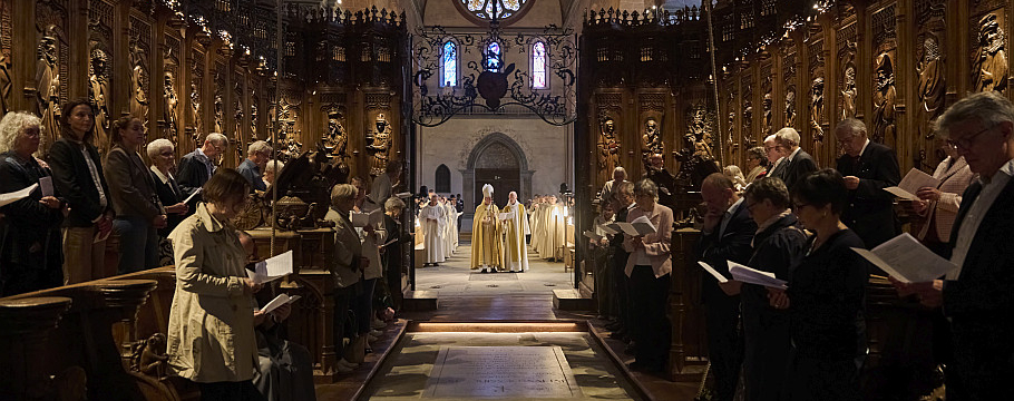 L'assemblée vue du choeur des moines_photo A. Kilar, SBC